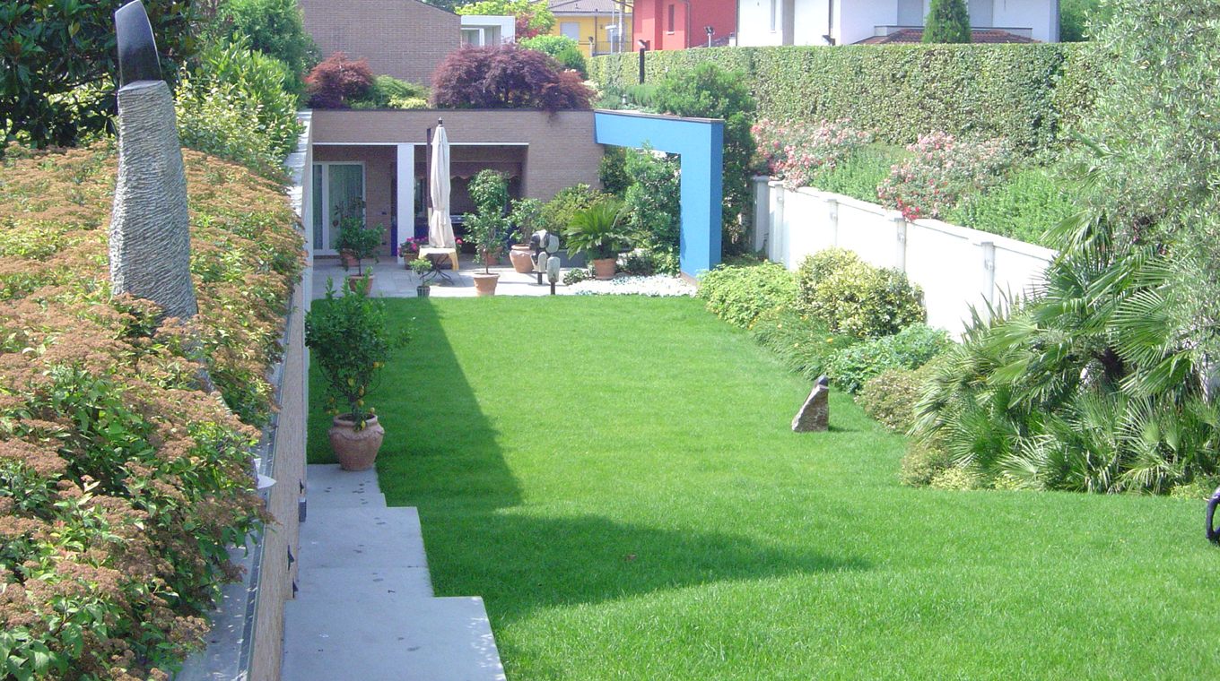 Progettazione spazi verdi privati Sistemazione giardini privati