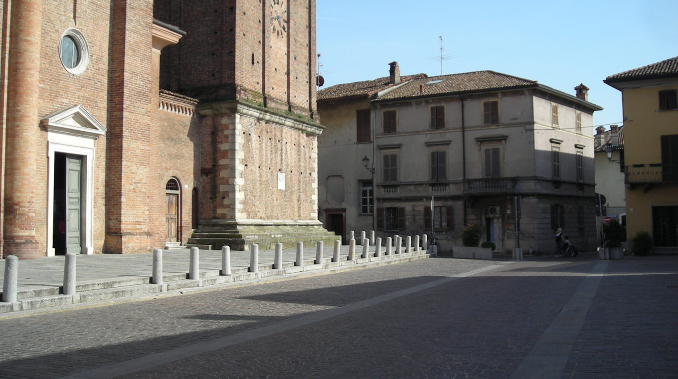 Piazza San Fermo e Rustico