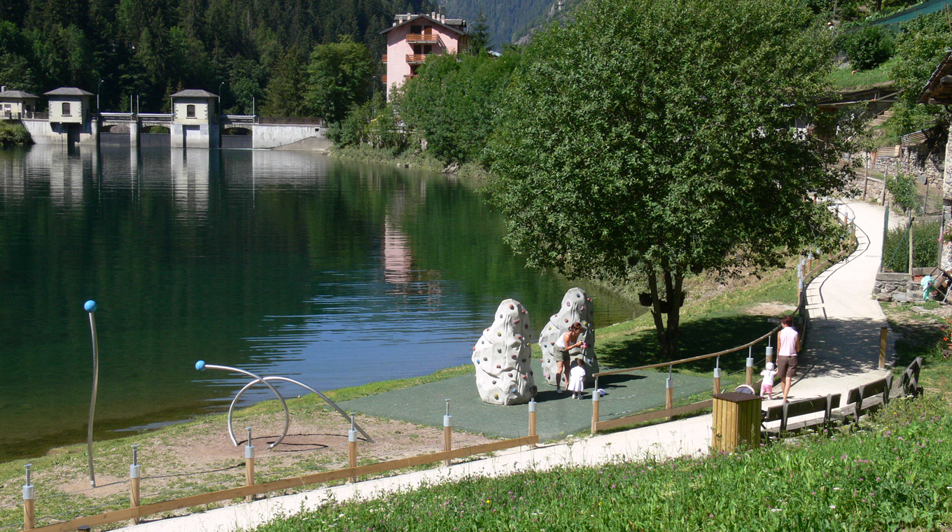 “Montagna per tutti”: parco Naturalistico, sentiero didattico, orto botanico e centro polifunzionale